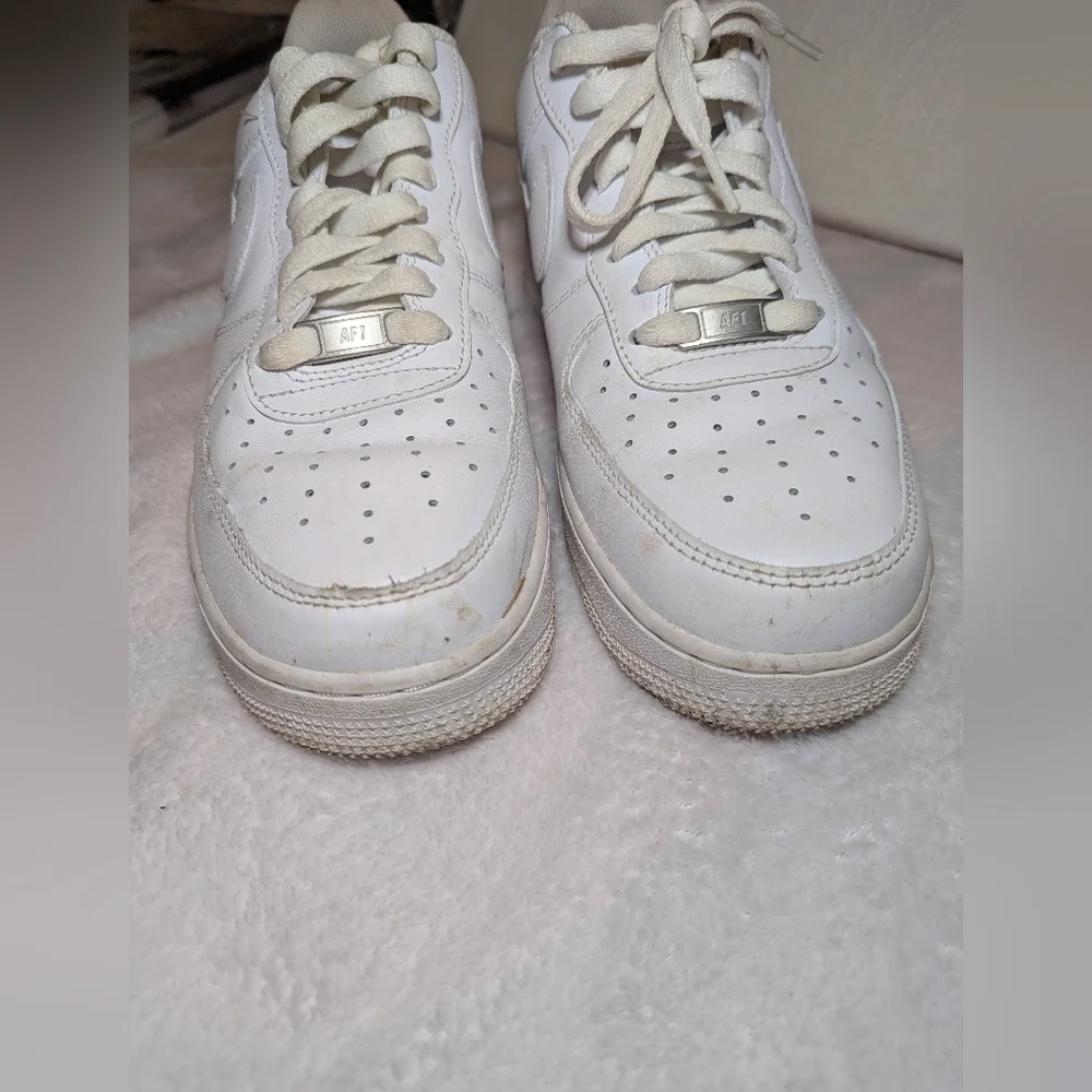 Nike Air Force One 1 Low Top White Size 9